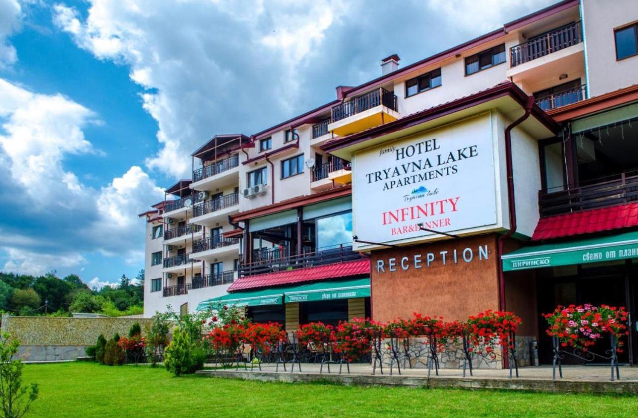 & Hotel Triawna
